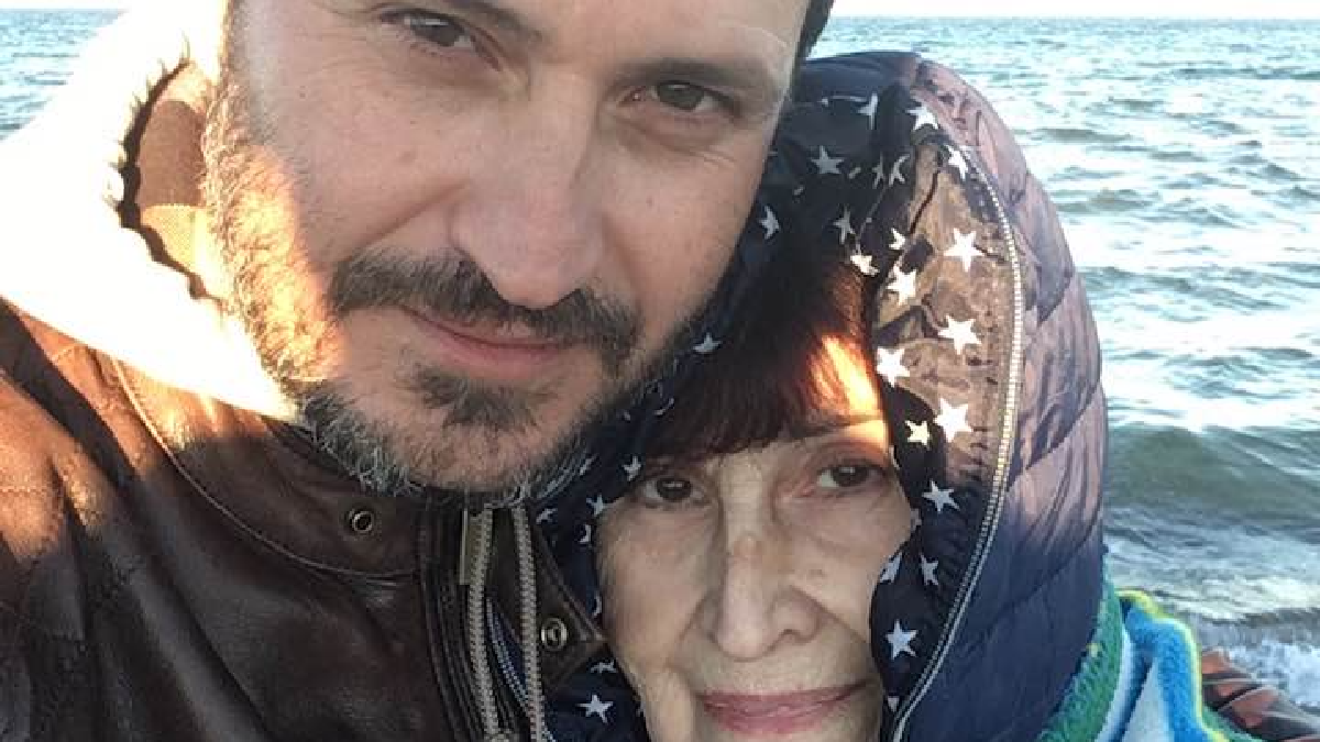 В оккупированном Крыму умерла мать крымскотатарского режиссера Ахтема Сеитаблаева